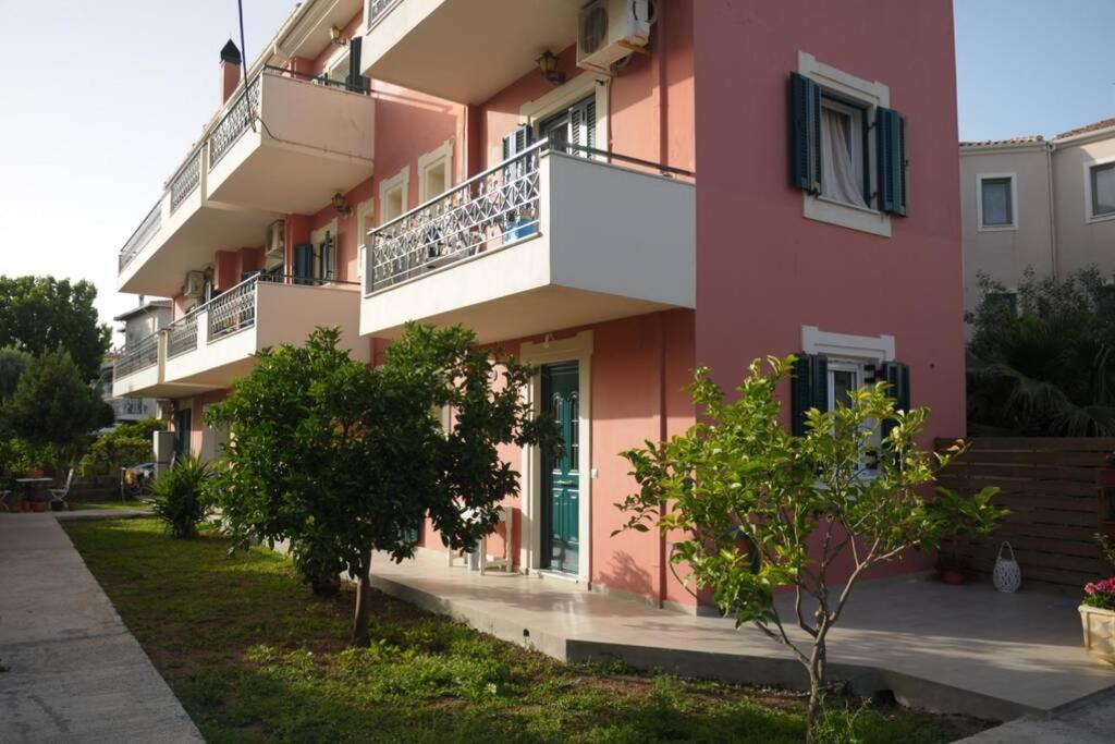 Lividio Apartment Lefkada City Bagian luar foto