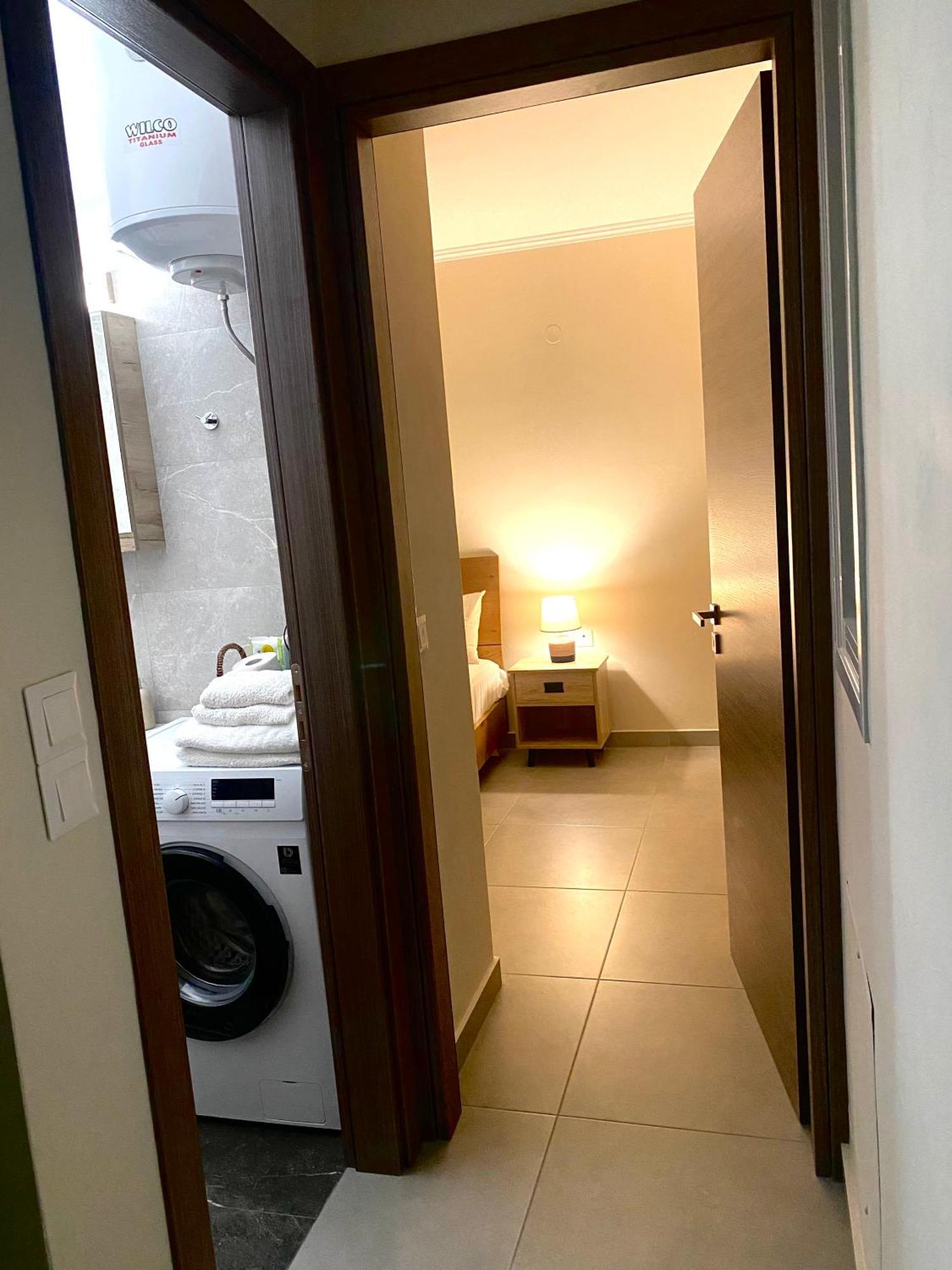 Lividio Apartment Lefkada City Bagian luar foto